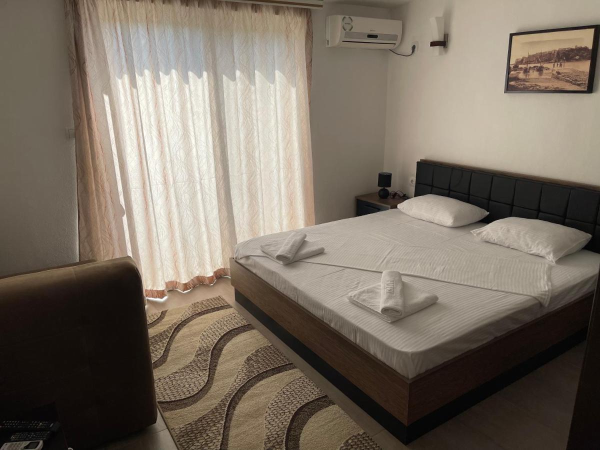 Apartaments Queen Ulcinj Exterior foto