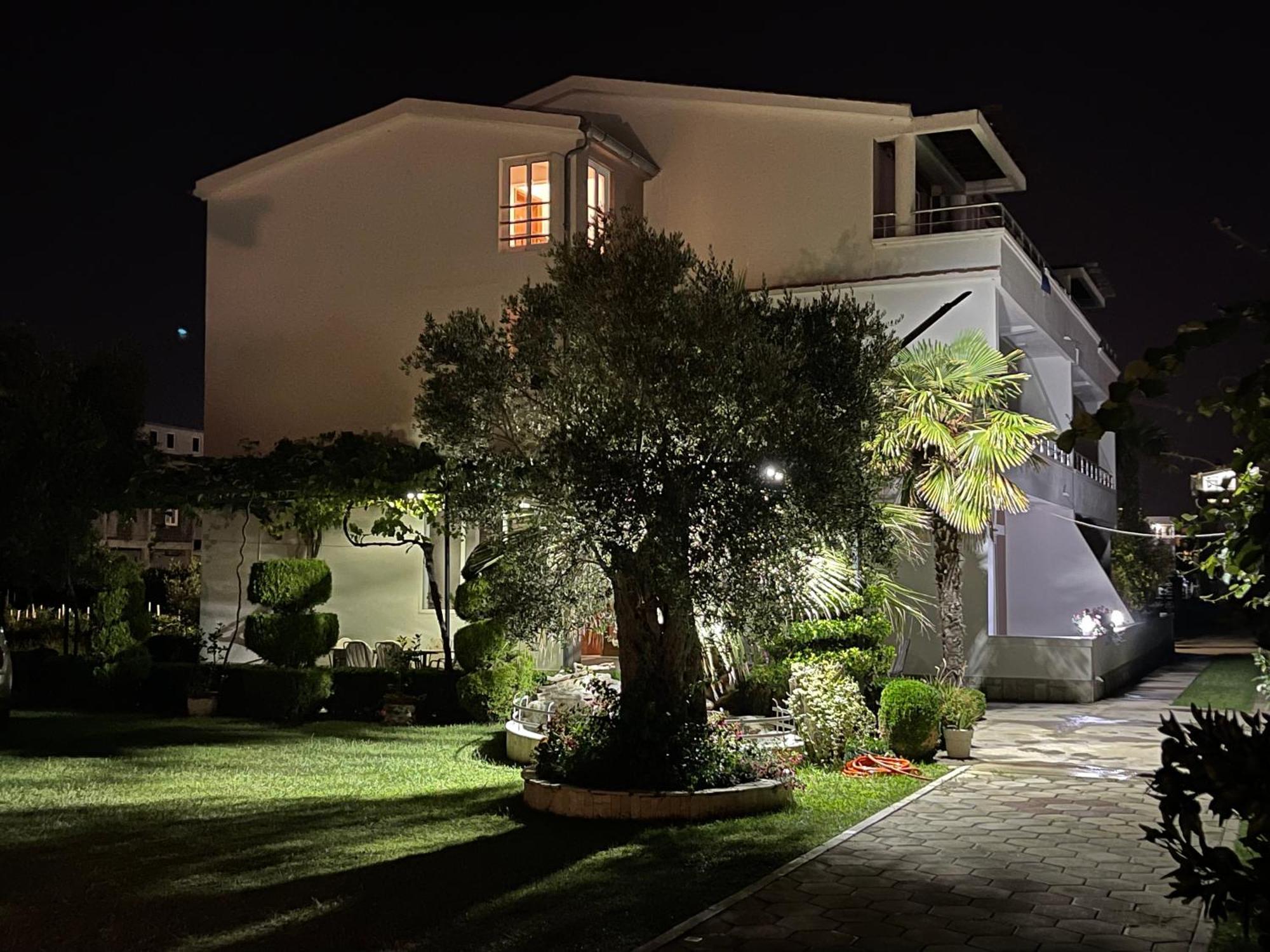 Apartaments Queen Ulcinj Exterior foto