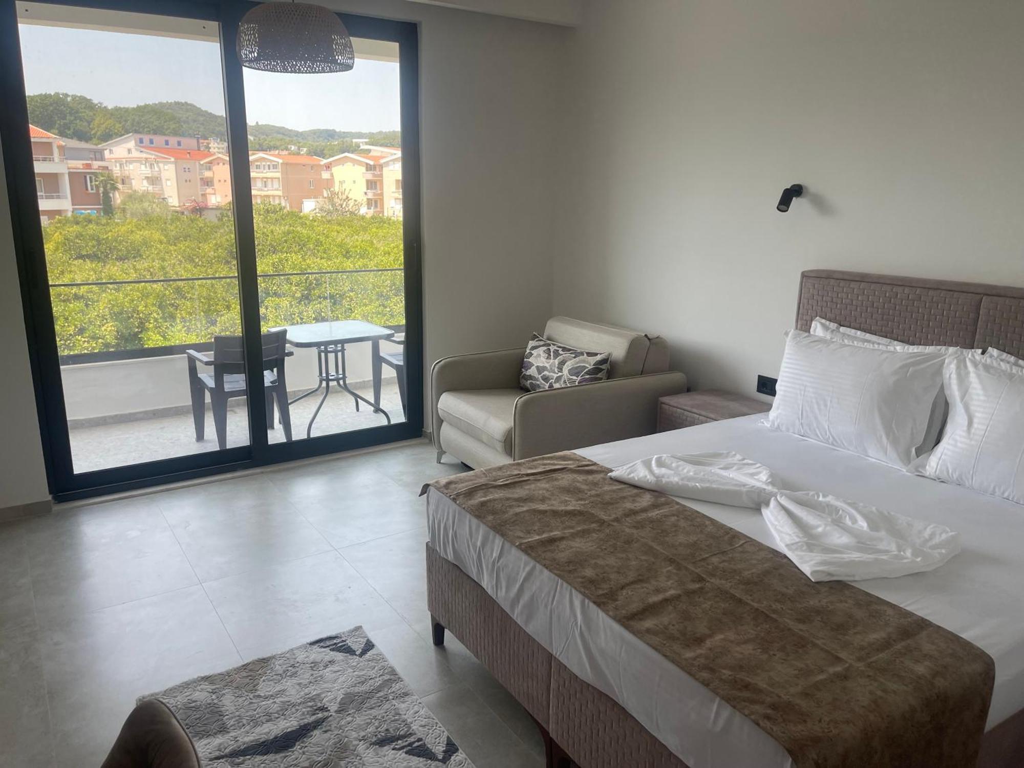 Apartaments Queen Ulcinj Exterior foto