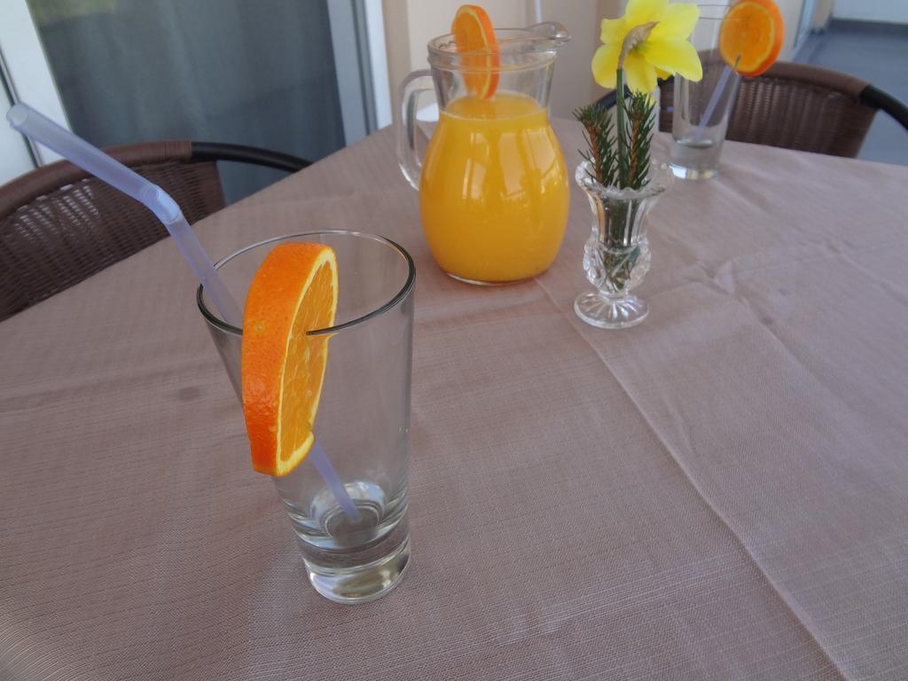Apartaments Queen Ulcinj Exterior foto